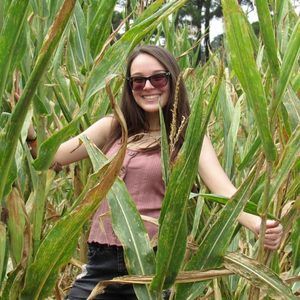 Meet your Posher, Verna